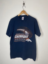 Load image into Gallery viewer, NFL Denver Broncos Football 1998 AFC Champions Super Bowl XXXIII T Shirt - Logo 7 L
