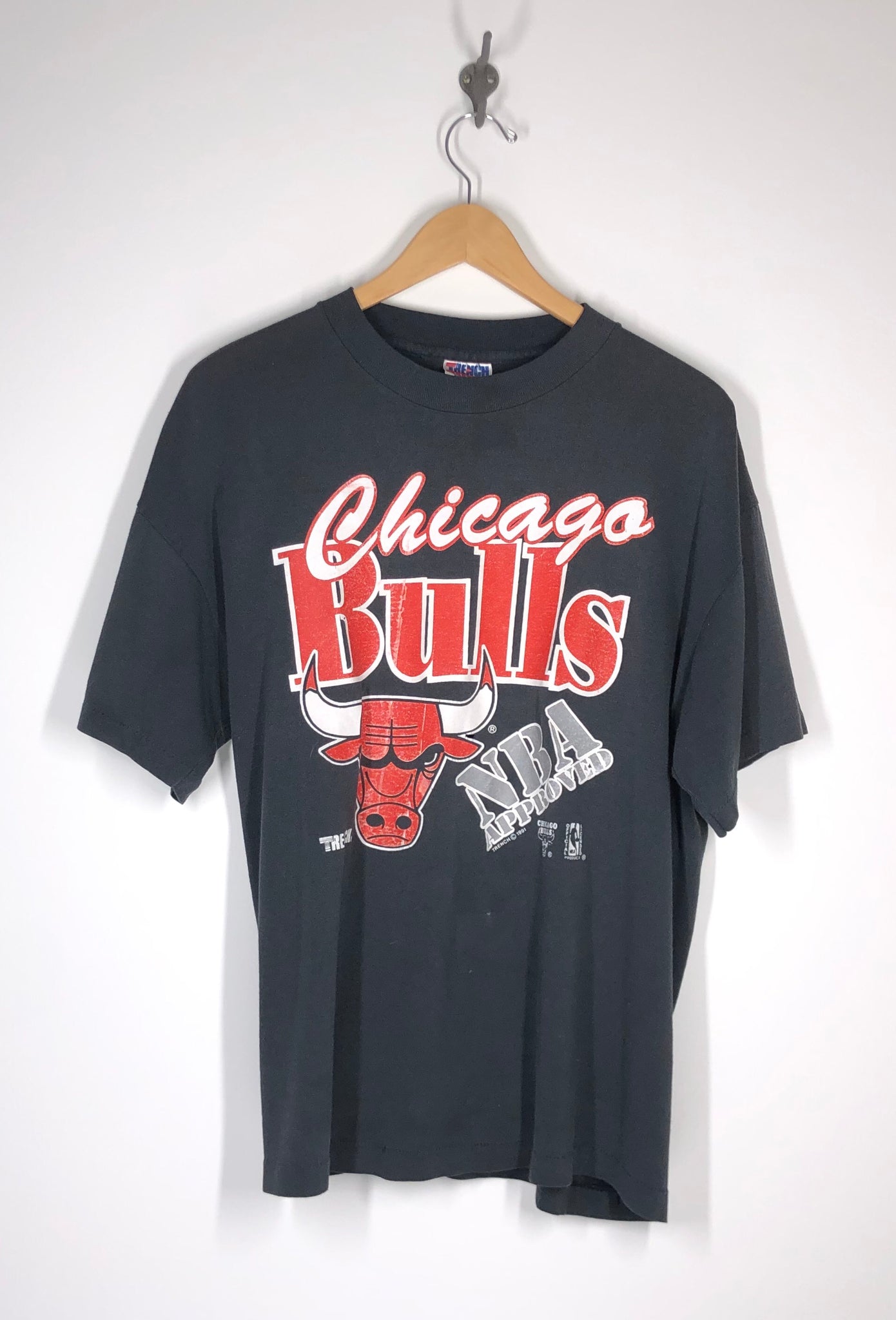 Nba Chicago Bulls Miller Vintage Tee in Black