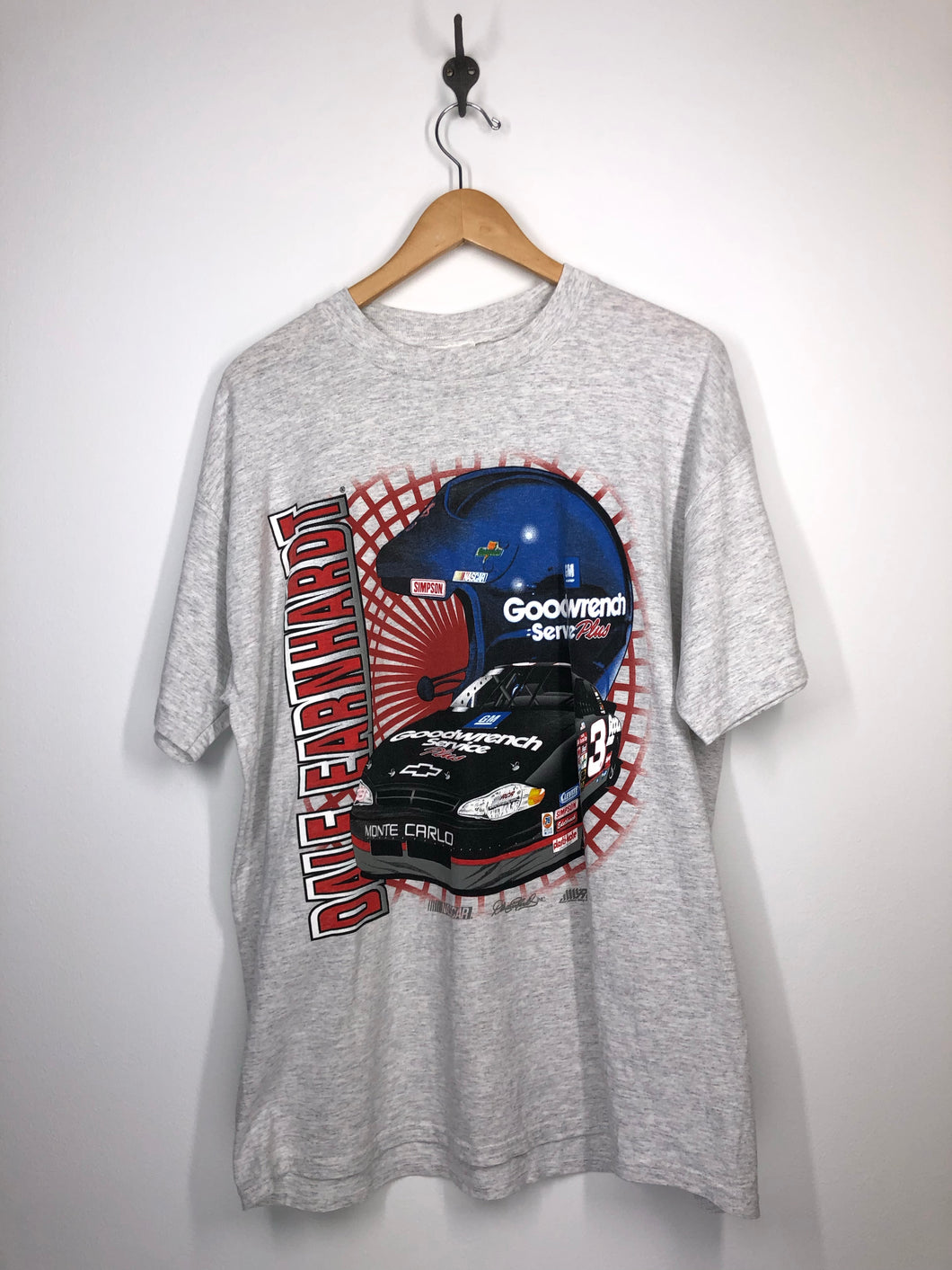 NASCAR - Dale Earnhardt- Goodwrench Service Plus T Shirt - L