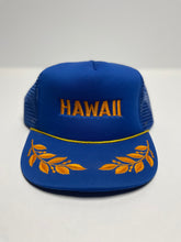 Load image into Gallery viewer, Hawaii Gold Rope Hawaiian Headwear Mesh Snapback Trucker Hat
