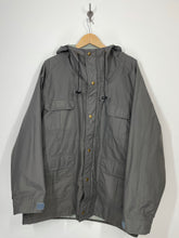 Load image into Gallery viewer, LL Bean Full Zip &amp; Snap Gore-Tex Rain Jacket - XL
