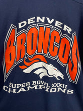 Load image into Gallery viewer, NFL - Denver Broncos Football - 1998 Super Bowl XXXII Champions T Shirt - Logo 7 - XL
