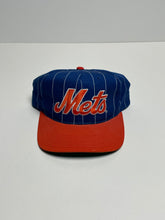 Load image into Gallery viewer, MLB New York Mets Baseball Pin Stripe Snapback Hat - Starter
