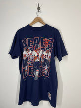 Load image into Gallery viewer, NFL Chicago Bears Football 1994 Graphic T Shirt - Nutmeg - M / L
