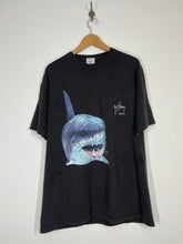 Load image into Gallery viewer, Guy Harvey Original Great White Shark &amp; Seals Pocket T Shirt - XL
