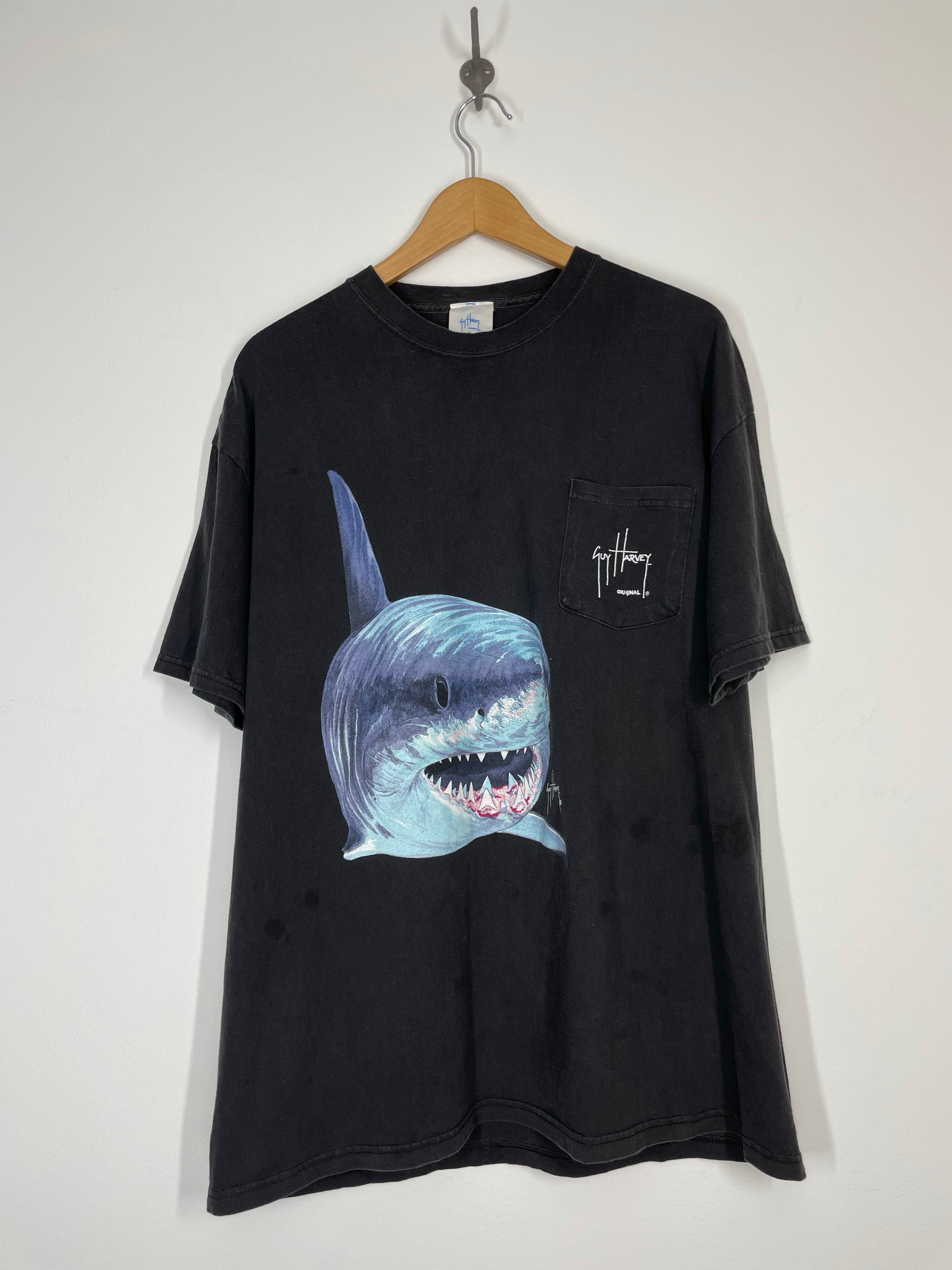 Guy Harvey Original Great White Shark & Seals Pocket T Shirt - XL – Lhük