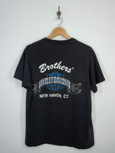 Load image into Gallery viewer, Harley Davidson Motorcyles - 1996 Brothers’ New Haven CT - HD - L
