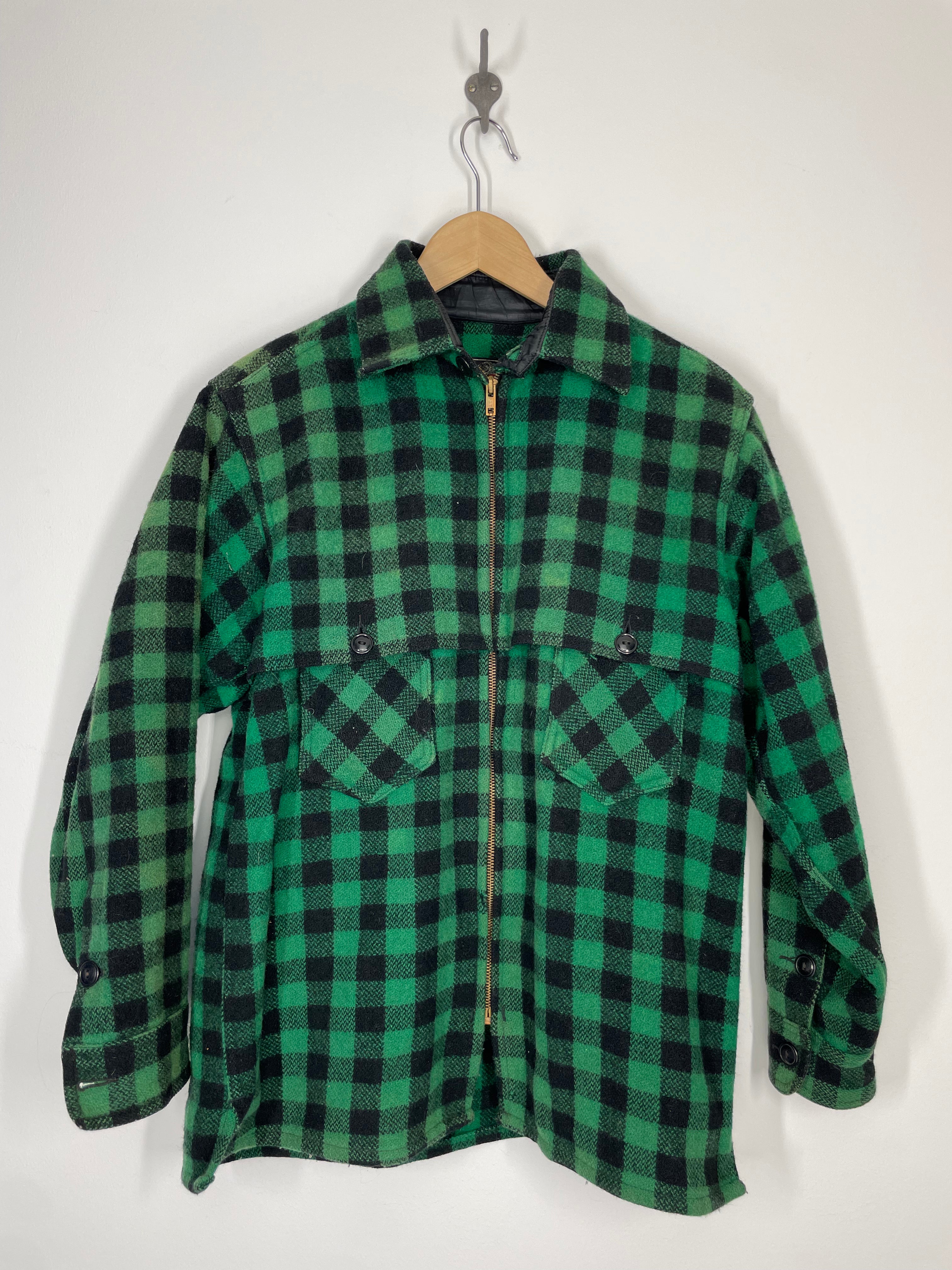 Johnson Woolen Mills Buffalo Plaid Wool Double Cape Jac Hunting